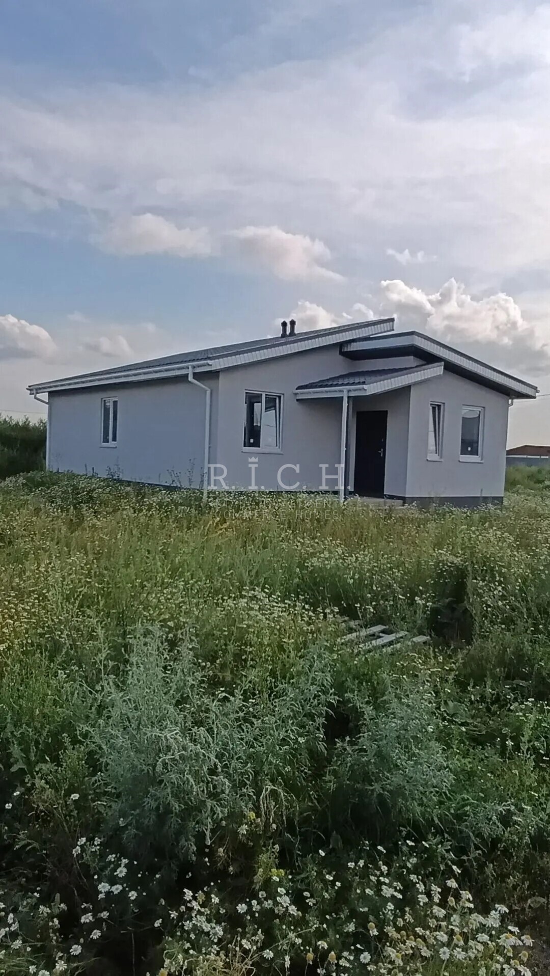 Фото 2: Дом, Российская ул., д.6, литер Б