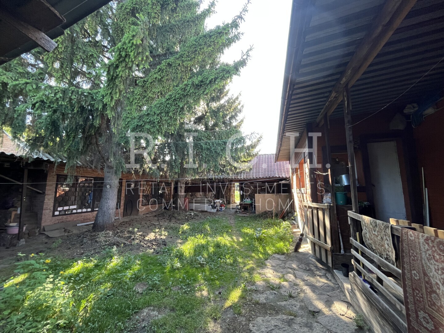 Фото 2: Дом, Братьев Пичуговых ул., д.59