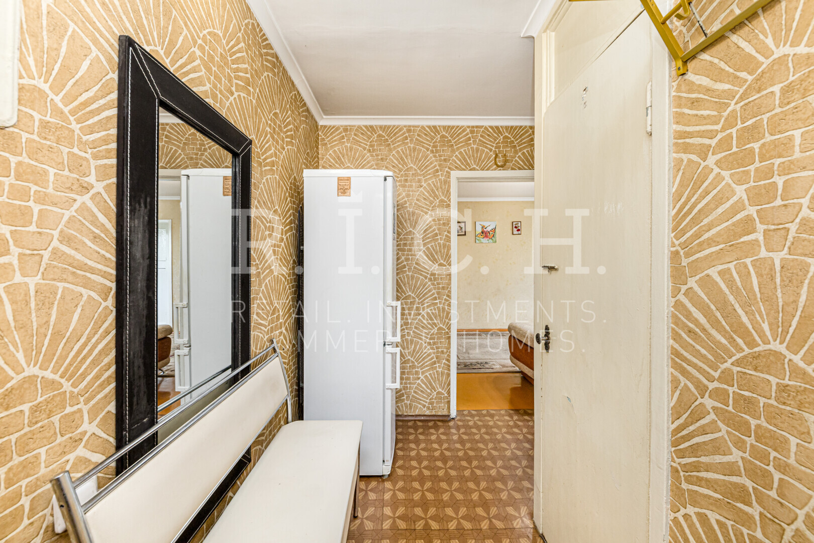3-комн. квартира, Комаровского ул., д.13