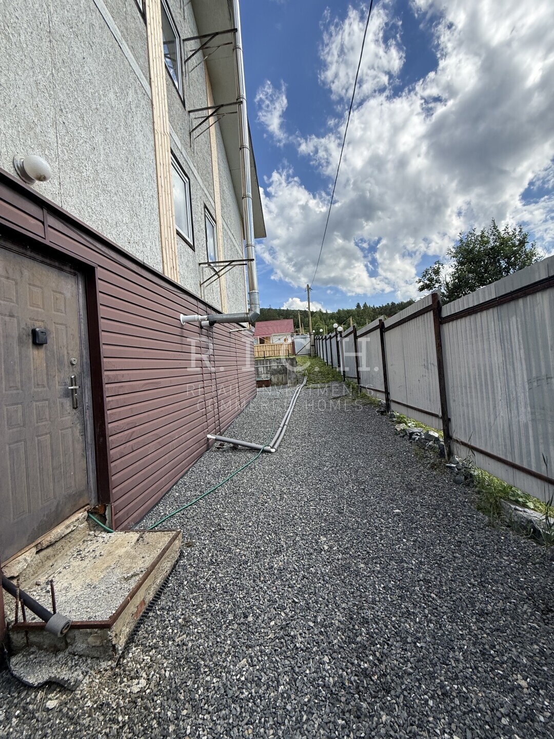 Фото 9: Здание, д.353