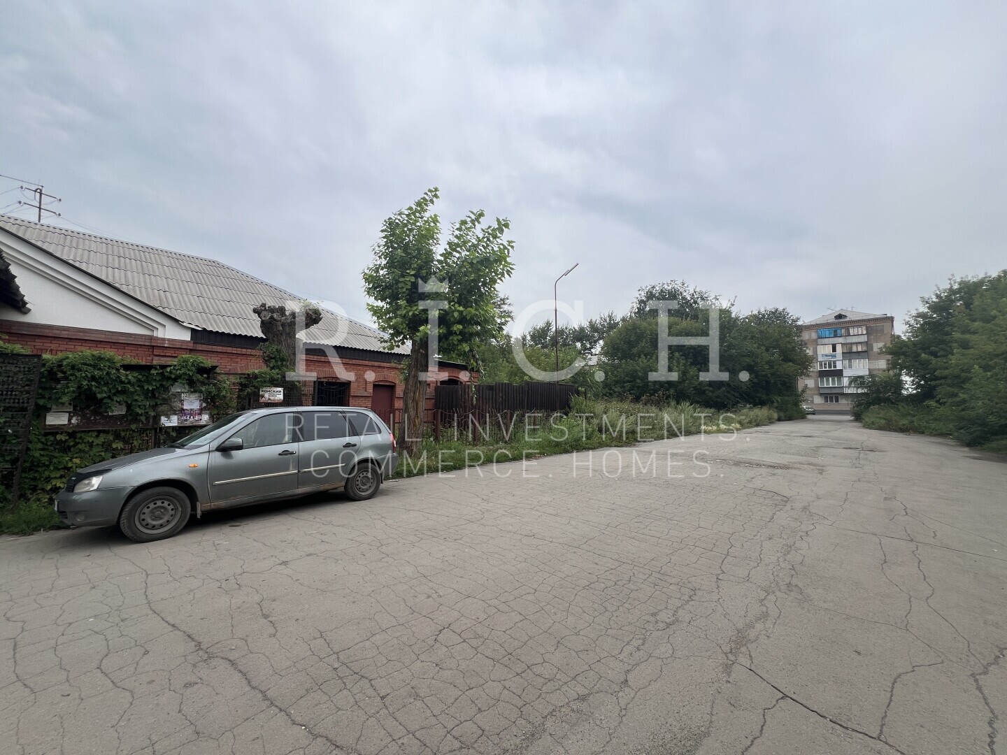 Фото 3: отдельно стоящее здание