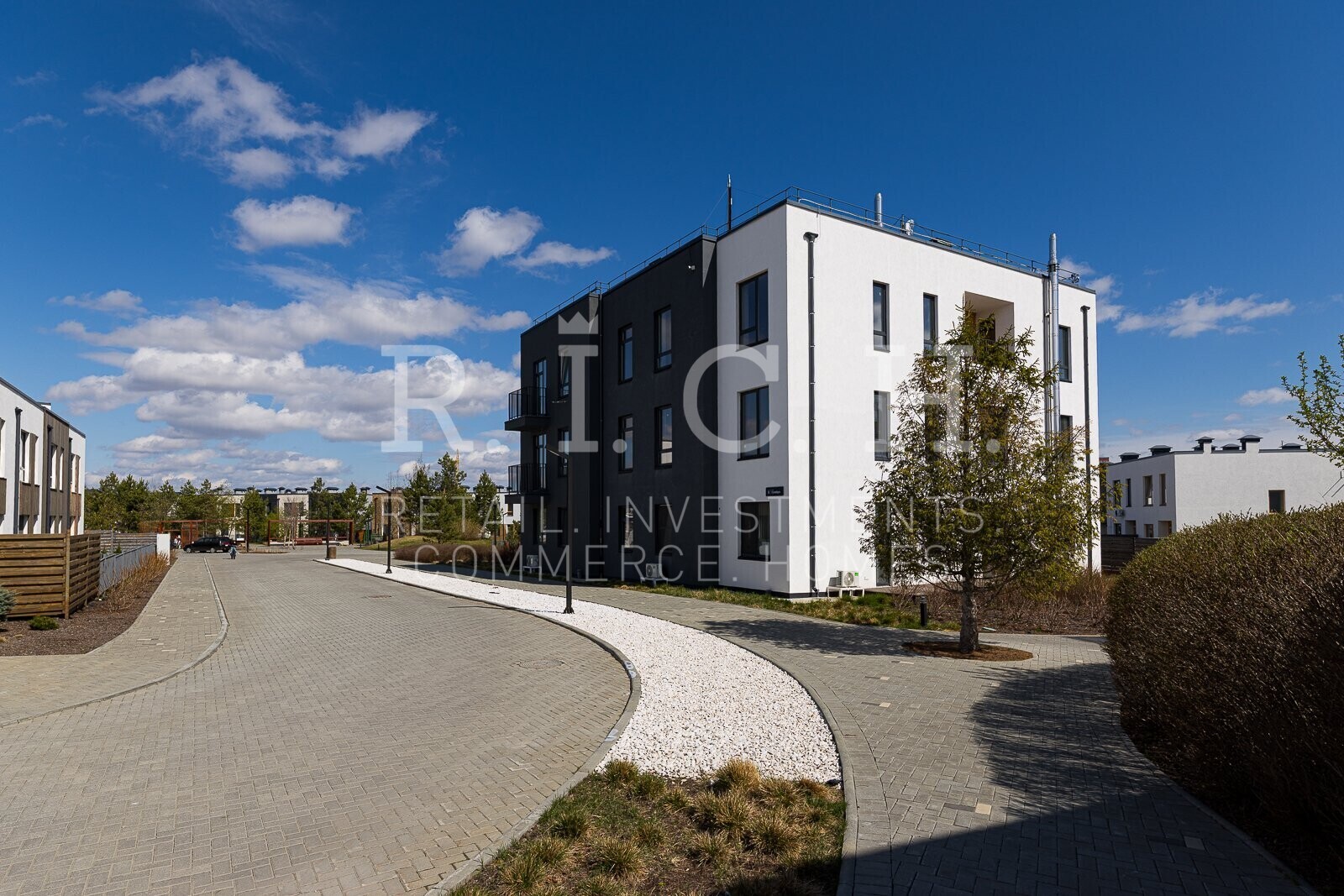 Фото 23: Дом, Владимира Котова ул., д.25